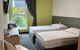 Office Base Bad Vöslau MOTEL